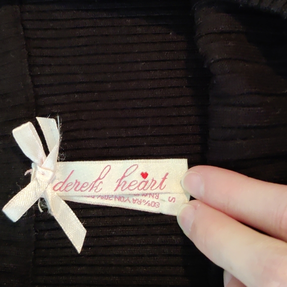 Derek Heart Long Sleeve Knit Top Size S - Picture 3 of 4
